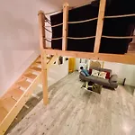 Central Loft *