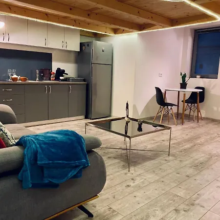 Central Loft كلوج-نابوكا